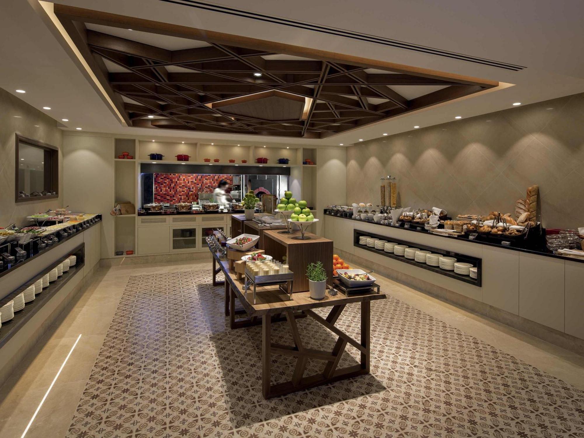 Moevenpick Istanbul Hotel Golden Horn — Photos 2